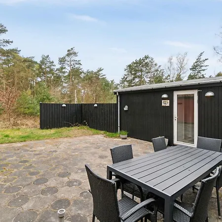 Lovely On Bornholm * Нексё